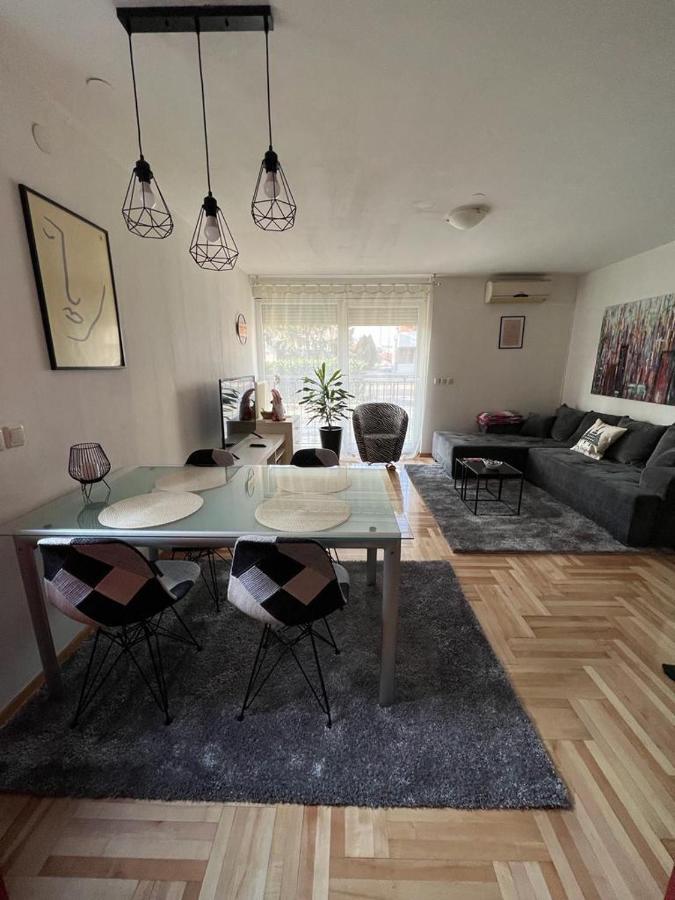 Apartman West - Private Parking Place Zagreb Exterior foto