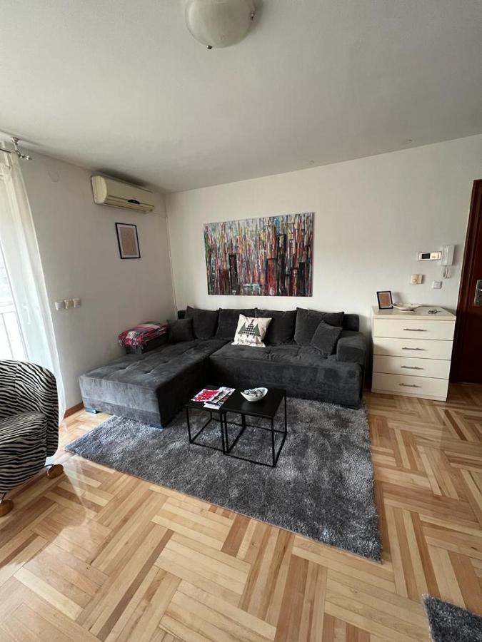 Apartman West - Private Parking Place Zagreb Exterior foto